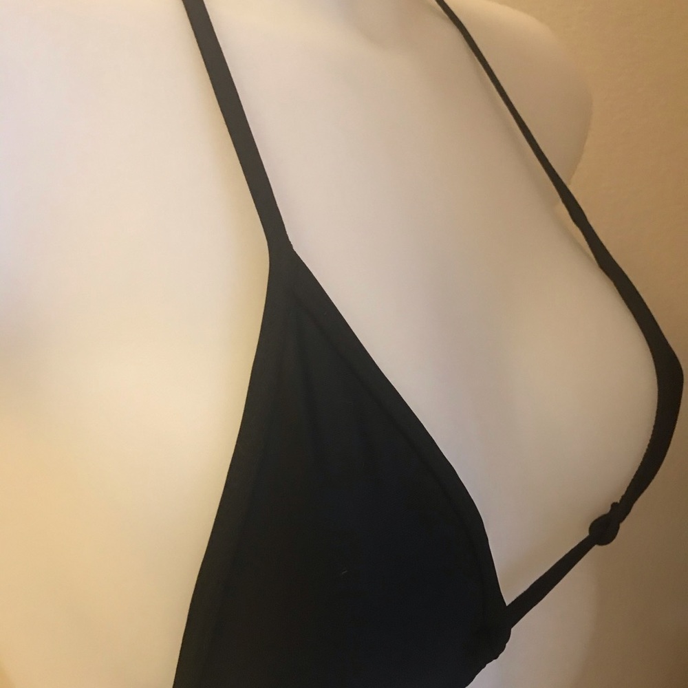 Bikini - Picture 4 of 7